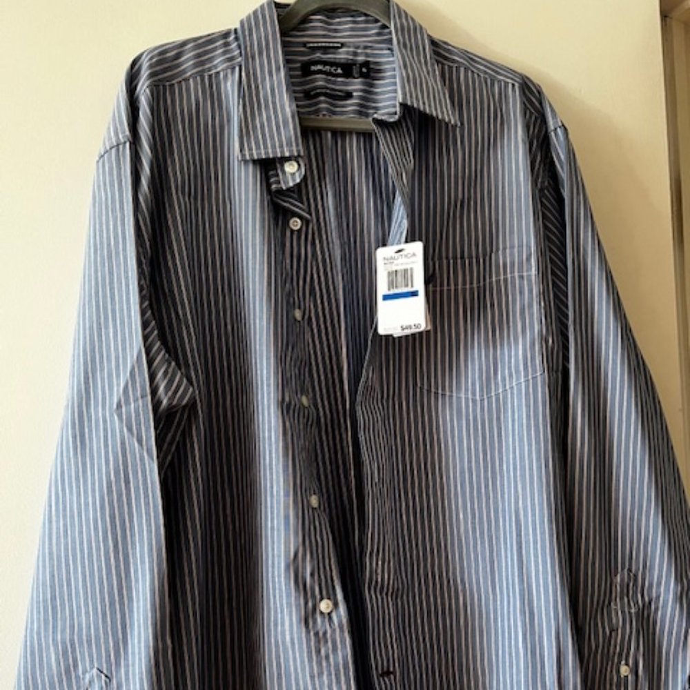 New Men's Nautica shirt 100% cotton